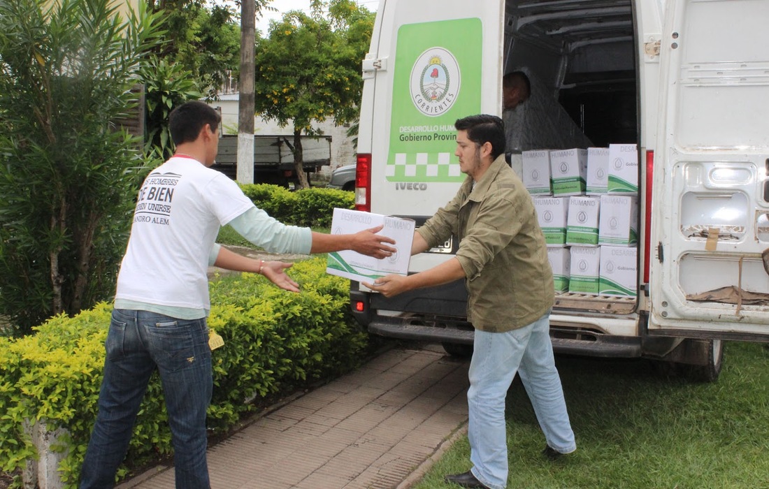 Asistencia_a_inundados_San_Luís_del_Palmar_007