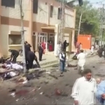 Al menos 70 muertos por un atentado suicida con bombas en un hospital de Pakistán 3 57a871f832805