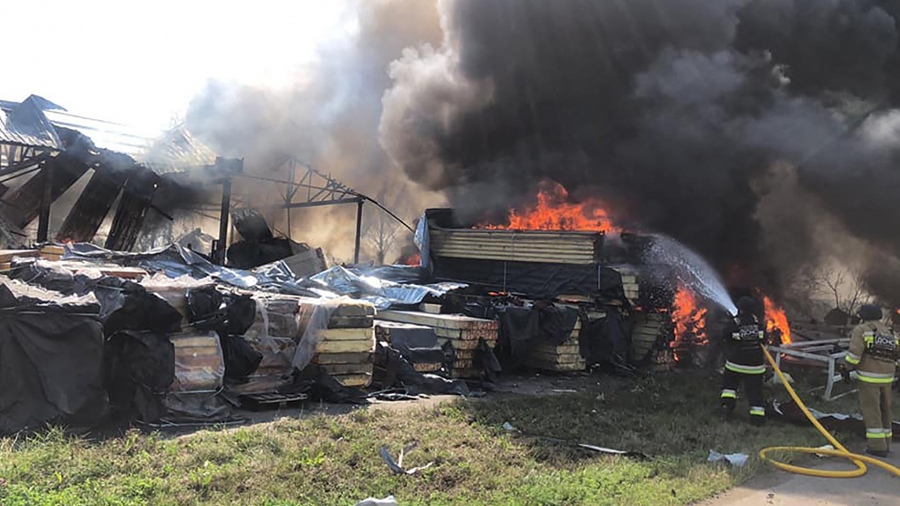 Los daos por los bombardeos no han logrado daar severamente a la central FotoAFP