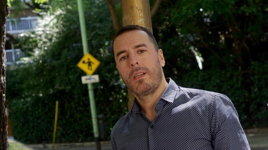 El ensayista Maximiliano Crespi editor de 17grises