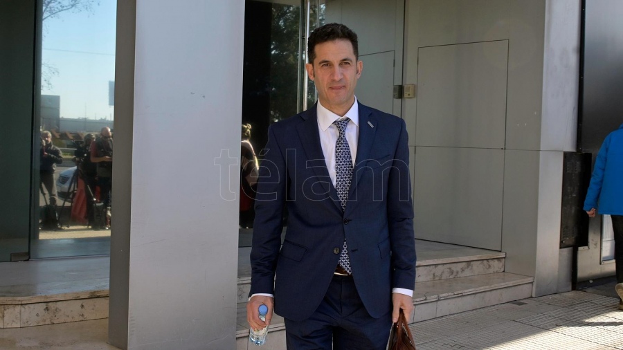 Vamos a ir sector por sector para evitar los abusos dijo Tombolini Foto Pepe mateos