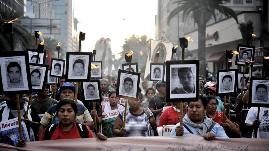 Nuevos pedidos de detencin por la desaparicin forzada de los 43 estudiantes
