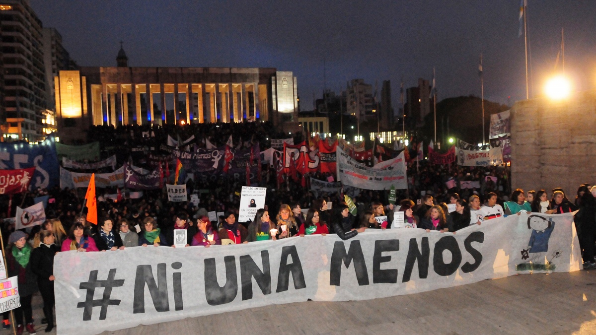 El rcelamo de Ni una menos para bajar los femicidios en la ciudad Foto Jos Granata 