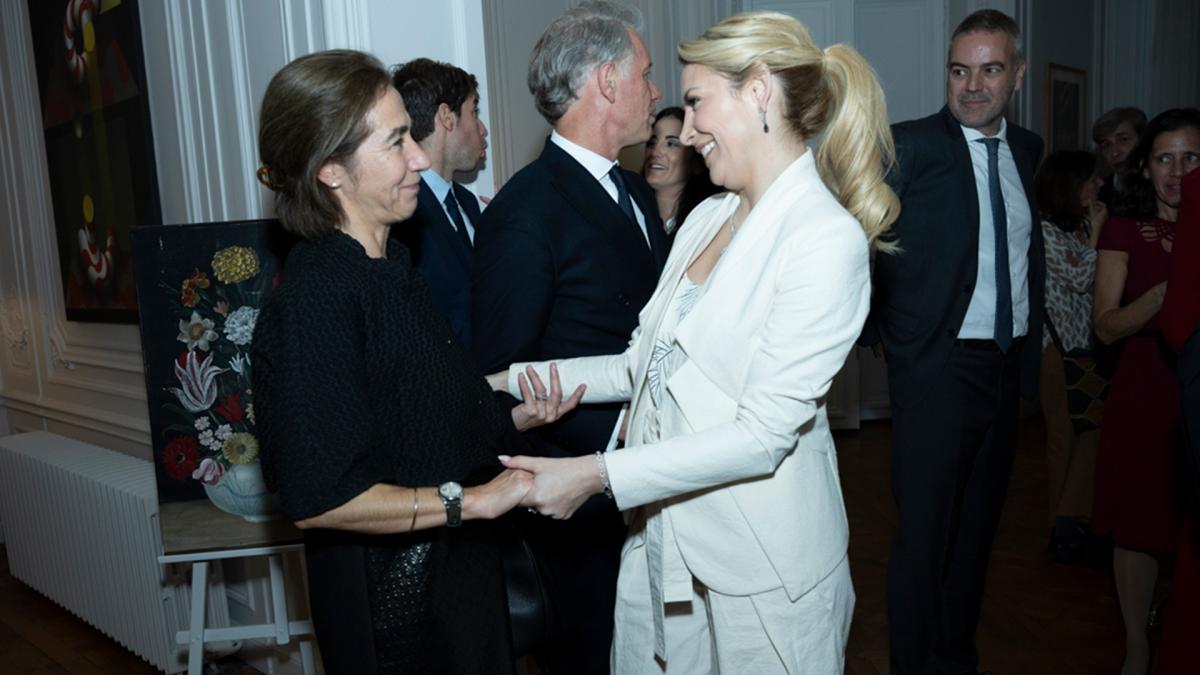 Fabiola Yez junto a Clelia Taricco viuda de Antonio Segu Foto prensa