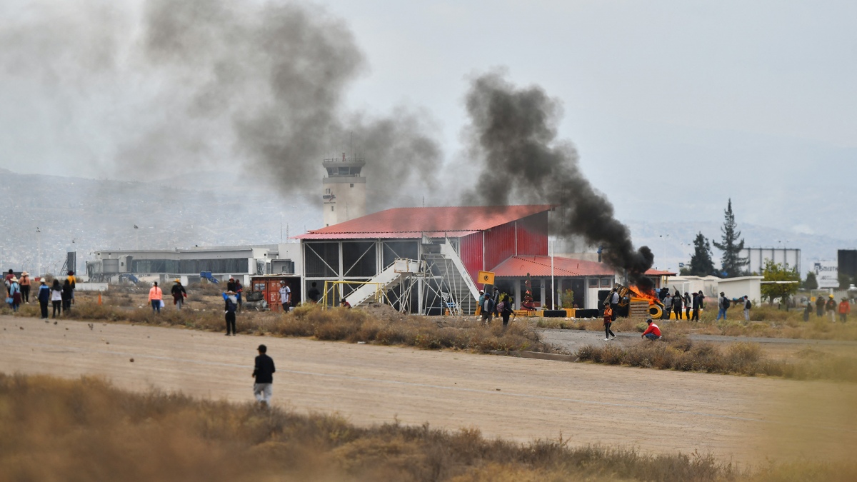 Cuatro personas resultaron heridas en enfrentamientos entre manifestantes y la Polica Foto AFP