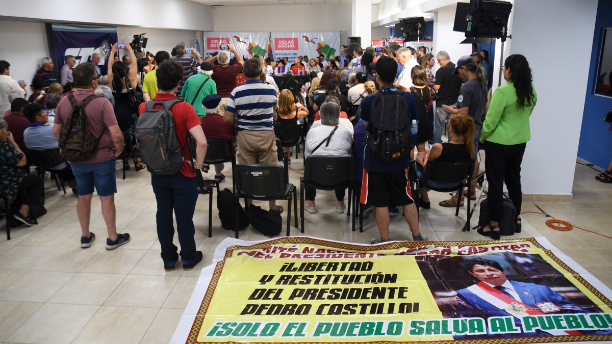 La crisis en Per tambin estuvo presente en el lanzamiento de la Celac Social Foto Lara Sartor