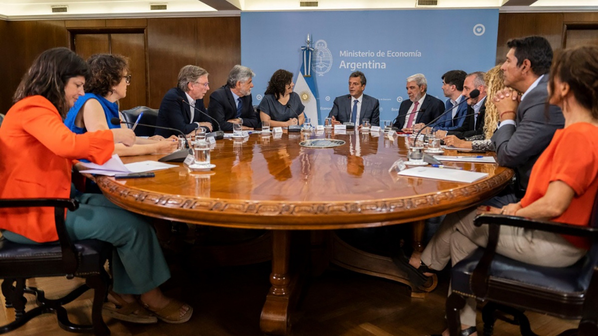 El ministro de Economa Sergio Massa encabez la presentacin de la Agencia Nacional del Cannabis Foto Prensa Ministerio de Economa