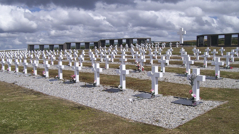 En la recreacin en vez de cruces habr una planta por cada uno de los cados en la guerra de Malvinas Foto archivo