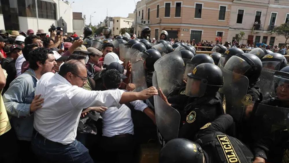 Denunciaron abuso de autoridad en la represin a universitarios limeos