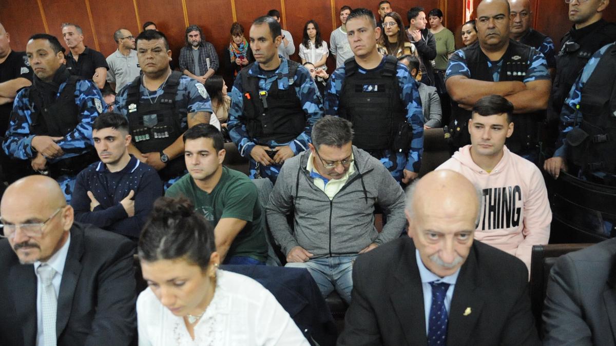 Danilo Sansone 13 Camila Lpez 13 Gonzalo Domnguez 14 y Anbal Surez 22 fueron asesinados por los policas Foto Eva Cabrera