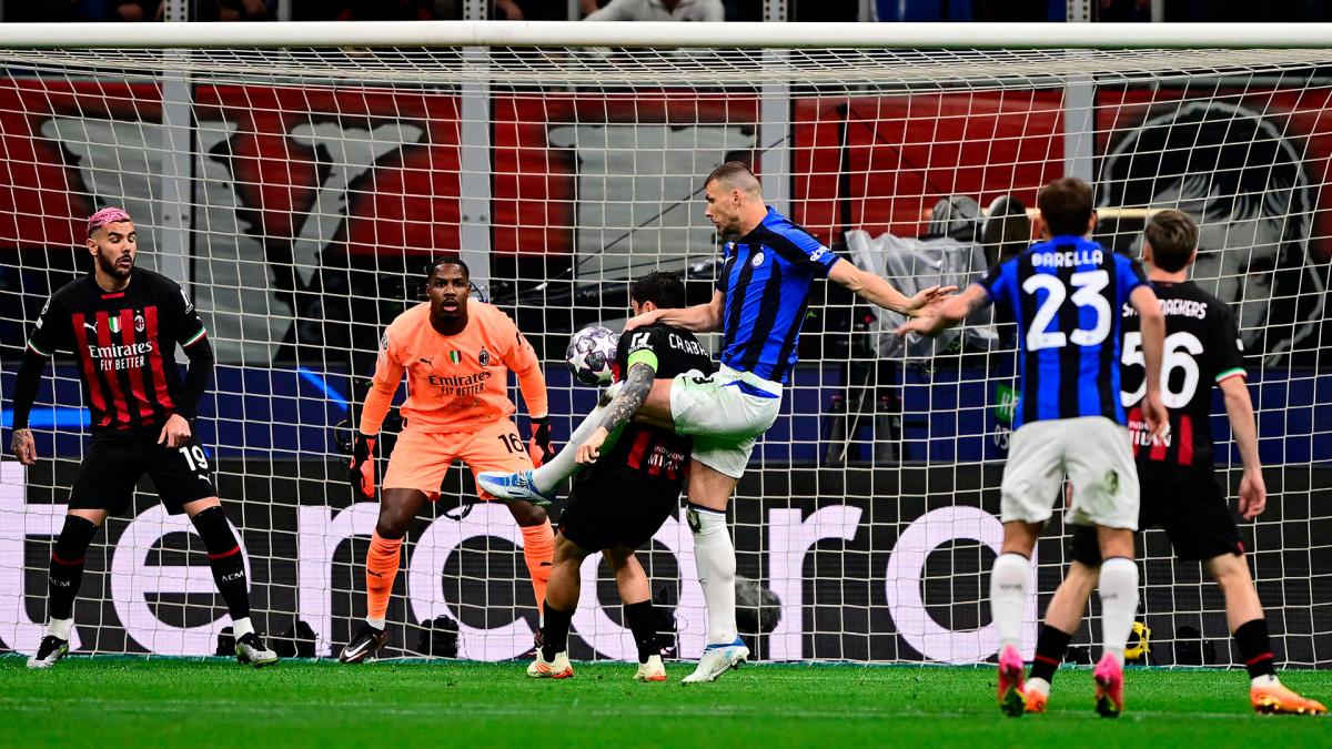 Edin Dzeko autor del primer gol para el Inter Foto AFP