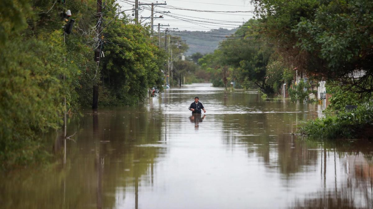 En junio un cicln provoc inundaciones que dejaron 16 muertos en Porto Alegre Ro Grande Do Sul