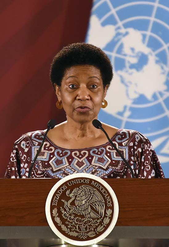 Phumzile MlamboNgcuka la primera mujer en ocupar el puesto de vicepresidenta de Sudfrica de 2005 a 2008 Foto AFP