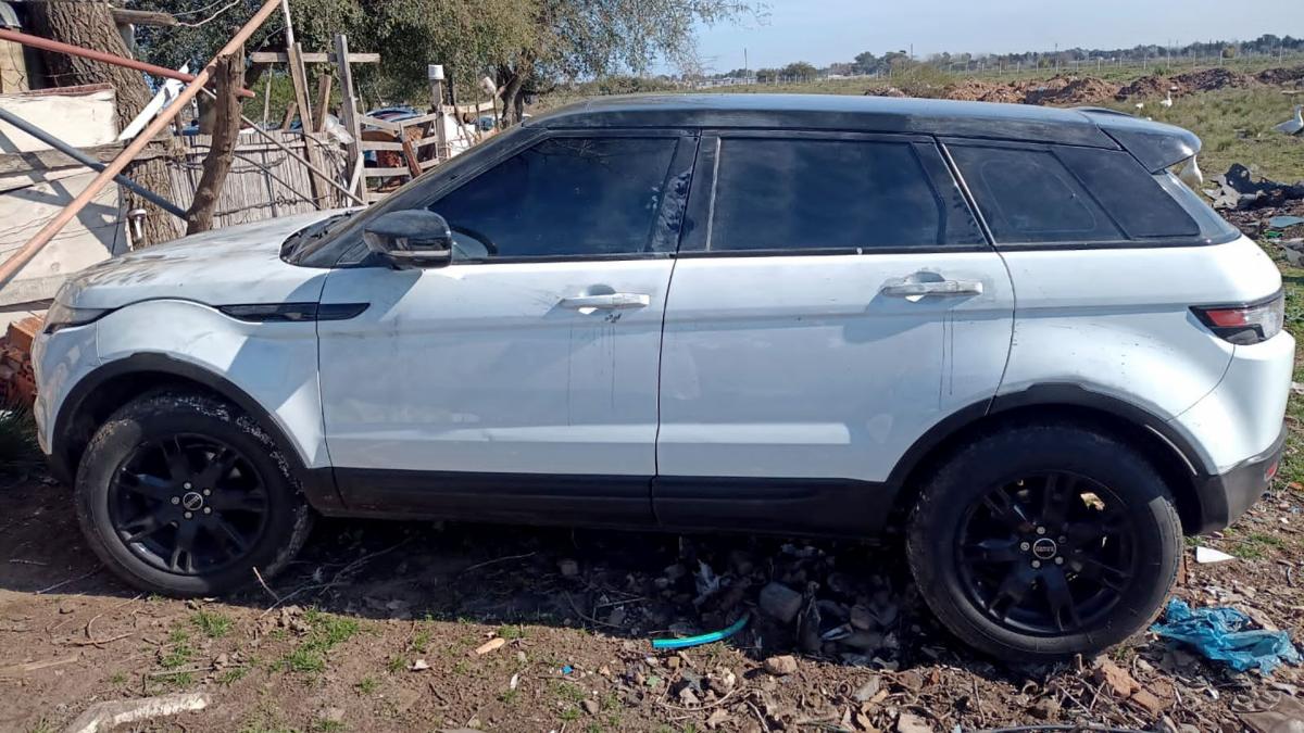 La camioneta Range Rover que manejaba el empresario y que ser sometida a pericias