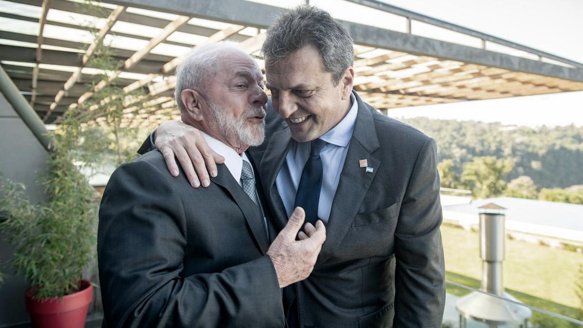 El mes pasado Lula estuvo con el precandidato Sergio Massa en Puerto Iguaz Foto Prensa