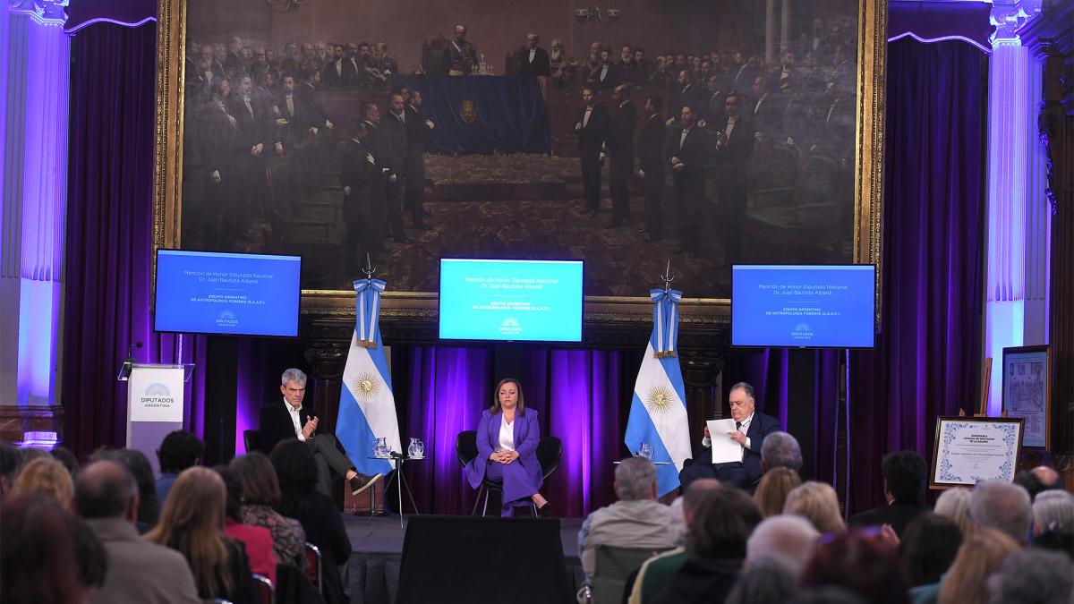 El acto estuvo encabezado por Cecilia Moreau y Eduardo Valds Foto Victor Carreira 