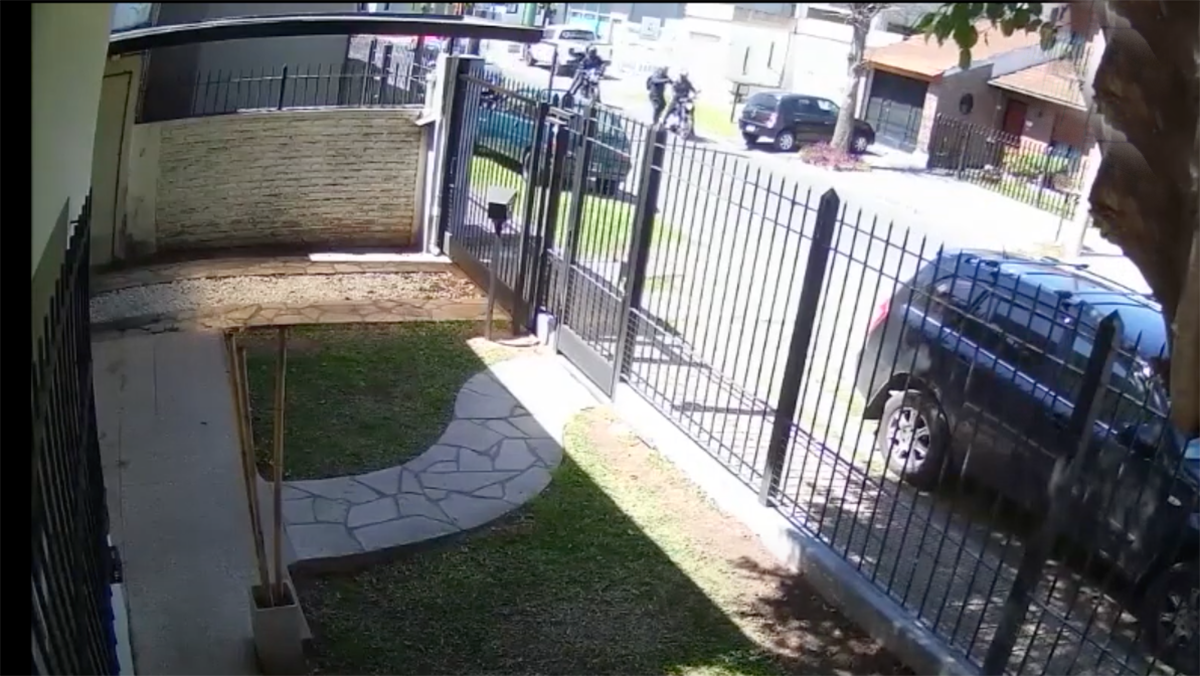 Imgenes de la cmara de seguridad de un vecino de la vctima