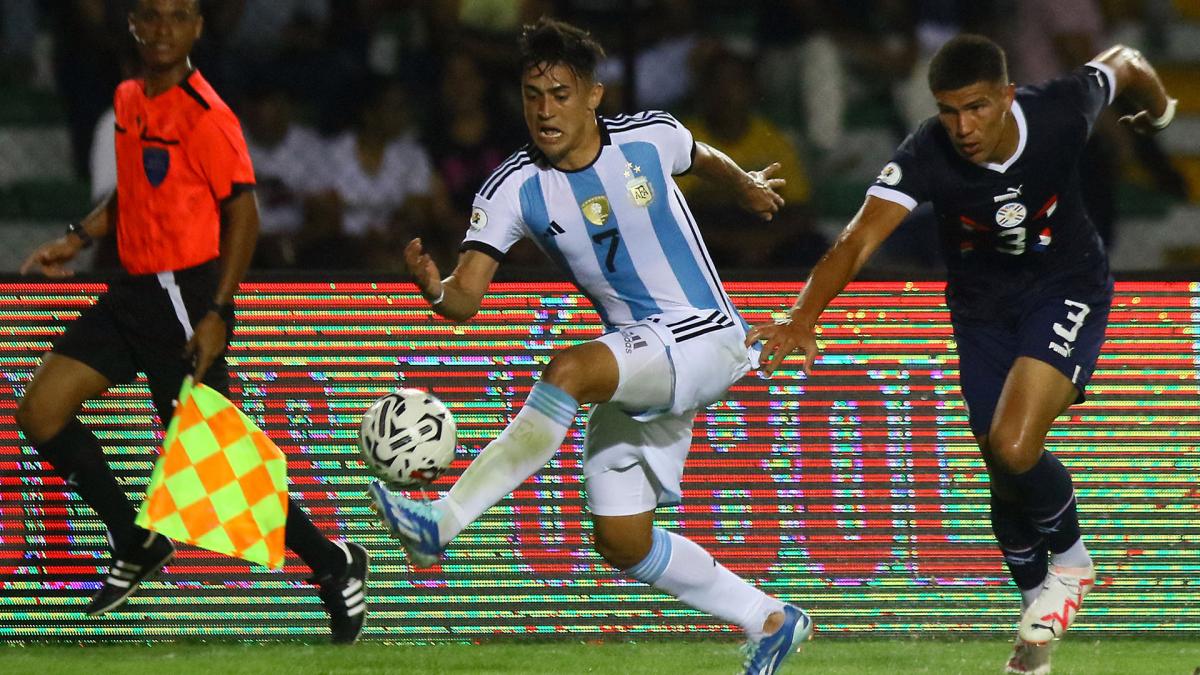Luciano Gondou autor del gol argentino ante Paraguay Foto AFP