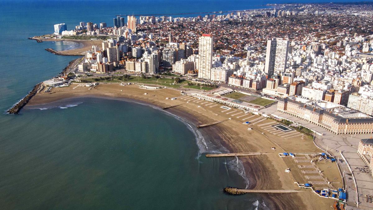 Los datos fueron obtenidos a intervalos de cinco minutos con un termmetro digital instalado en la Estacin de Observacin Costera del Servicio de Hidrografa Naval ubicado en el Muelle de los Pescadores Foto Diego Izquierdo