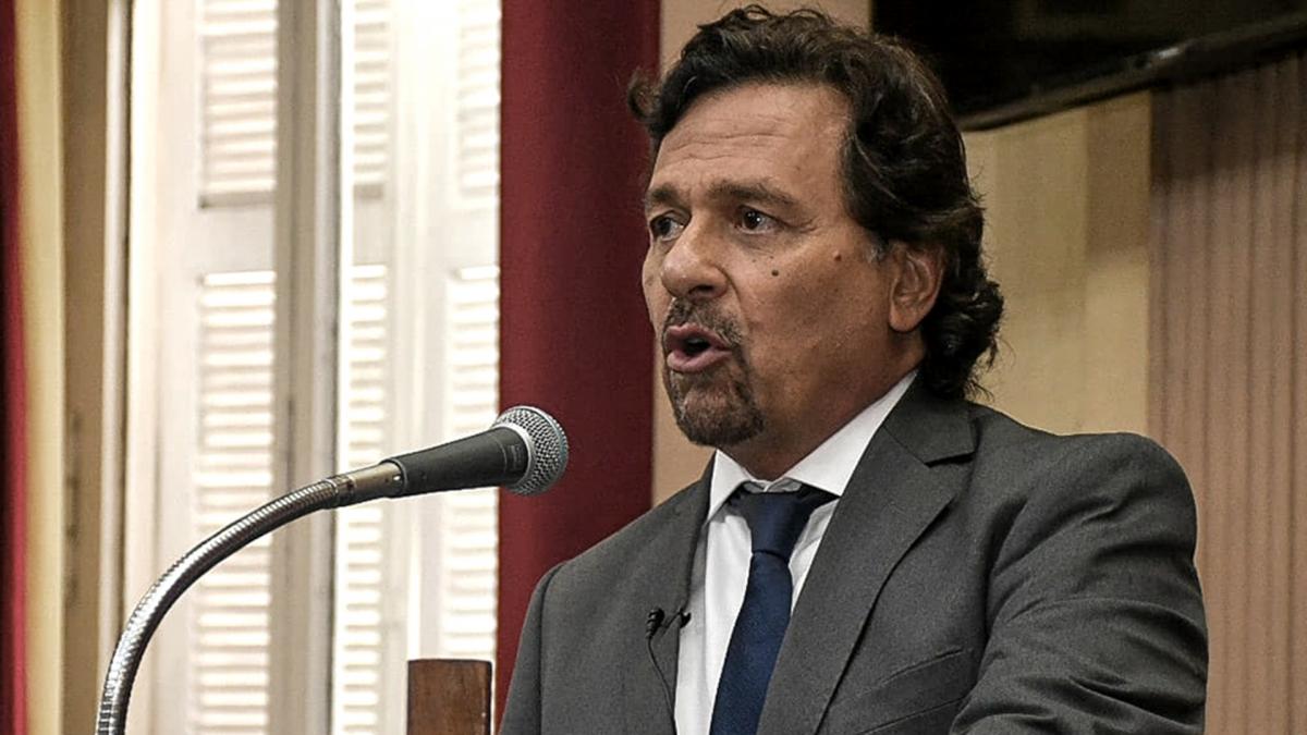 El gobernador de Salta Gustavo Senz dispuso que los servicios mdicos a extranjeros debern ser facturados