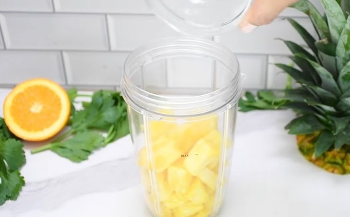 Cómo preparar bien el batido de piña y limón.