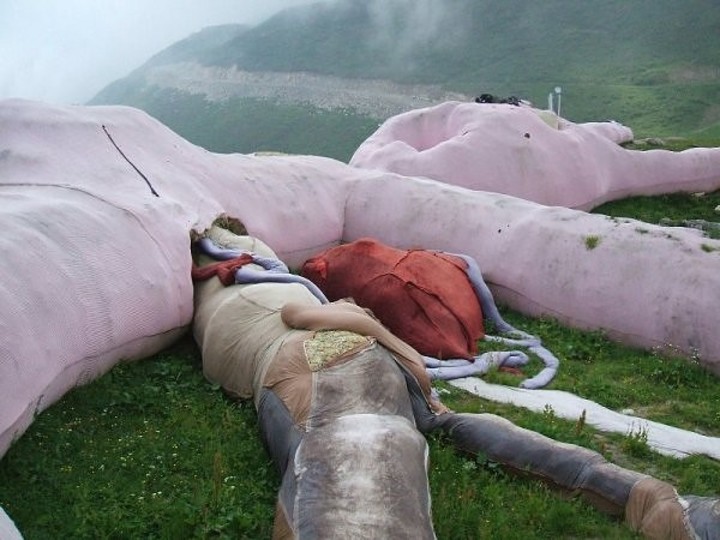 El conejo gigante que se pudre a 1600 metros de altura