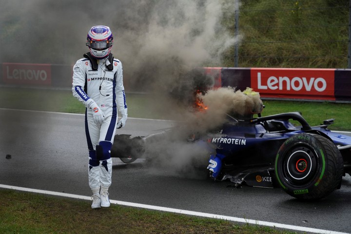 Logan Sargeant durante su último Gran Premio, en Países Bajos, donde destrozó su auto en el último entrenamiento. Foto AP Photo/Peter Dejong