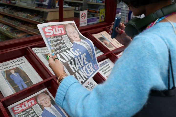 La portada del diario británico The Sun, cuando se anunció que el rey Carlos tenía cáncer. Foto: BLOOMBERG