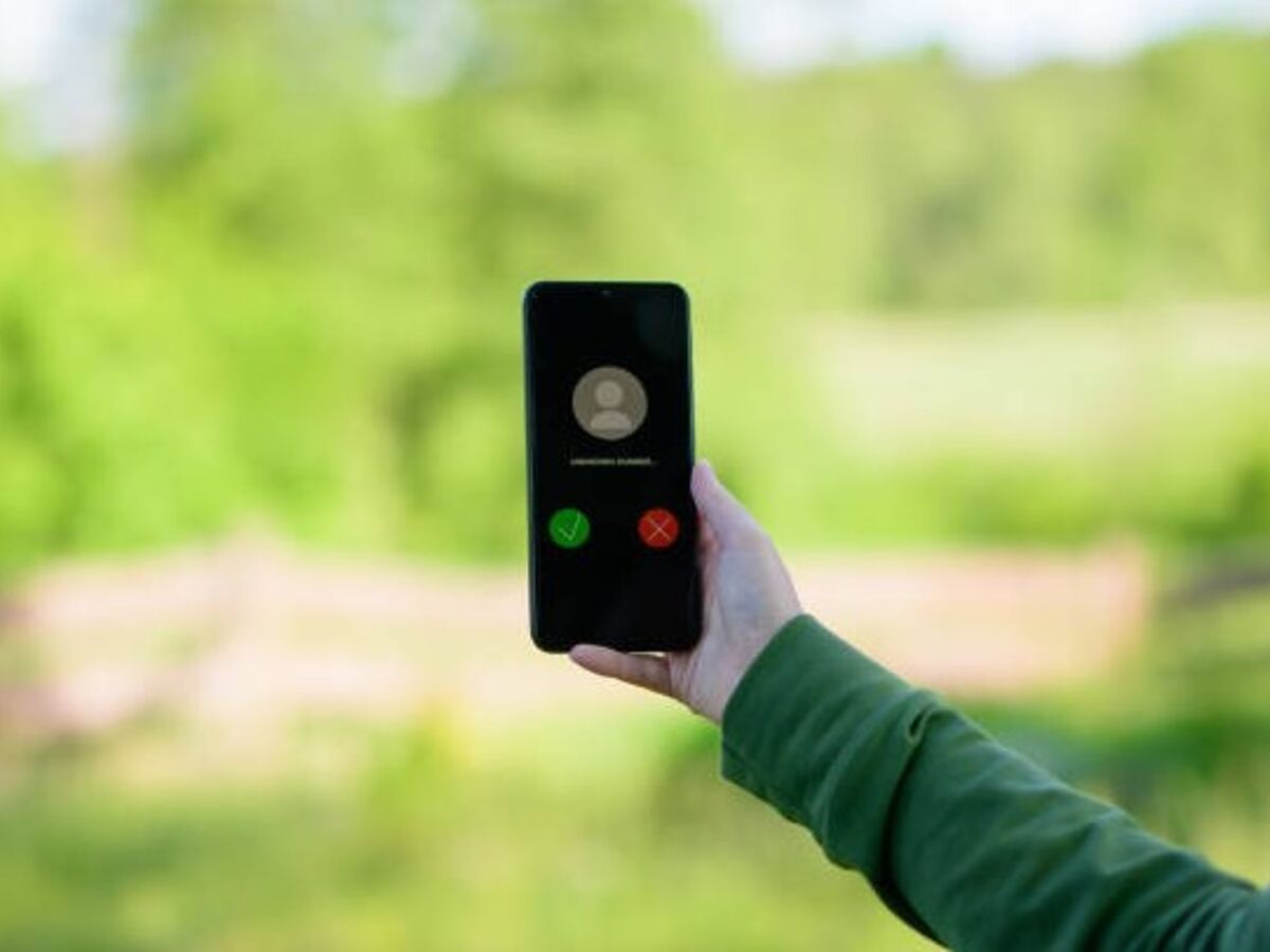 Se puede poner el código cada vez que se busque que una llamada sea anónima, o configurarlo para que sea siempre secreta. Foto: iStock.