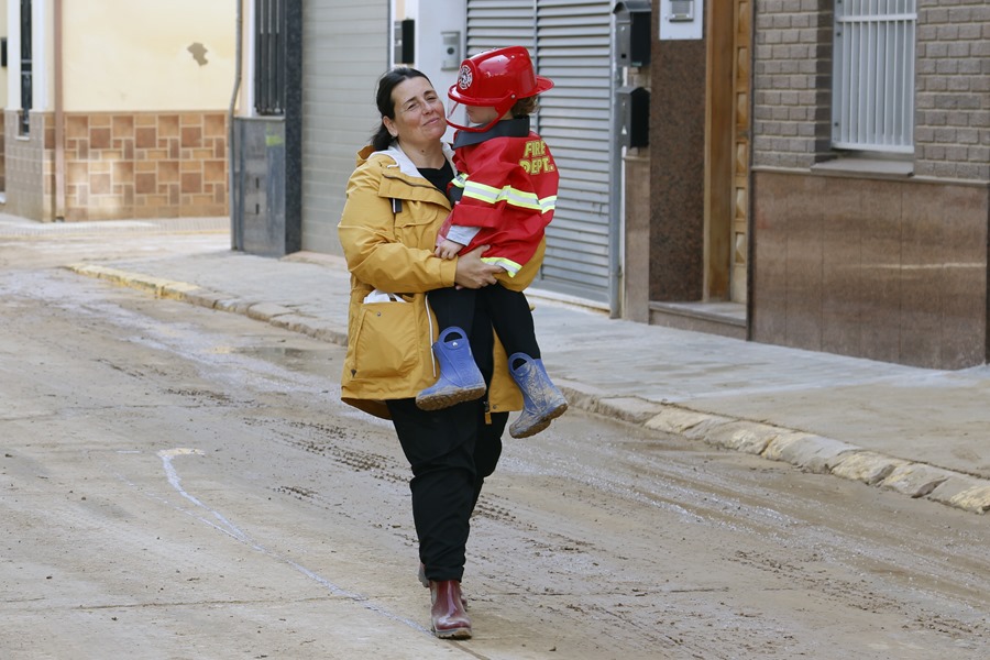 La infancia, sobre todo las niñas, en la diana de la emergencia climática