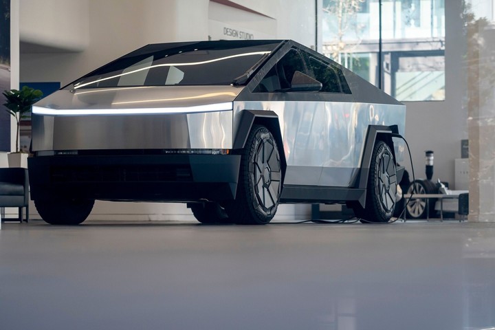 Un Cybertruck de Tesla. Foto: Bloomberg