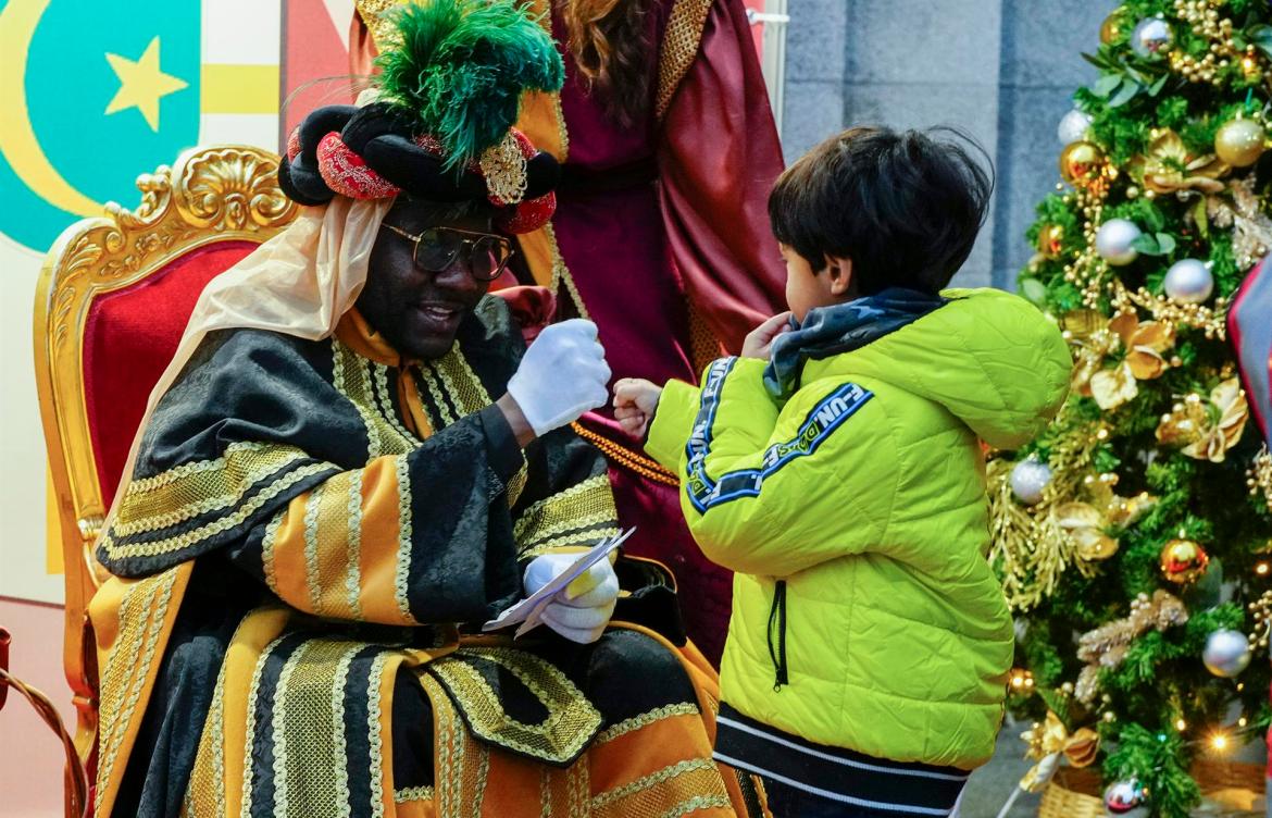 Ya vienen los Reyes Magos: conductas y juguetes más favorables para niños y niñas