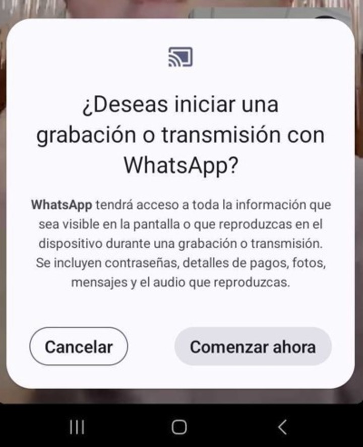 La advertencia de WhatsApp antes de activar la función de "compartir pantalla".