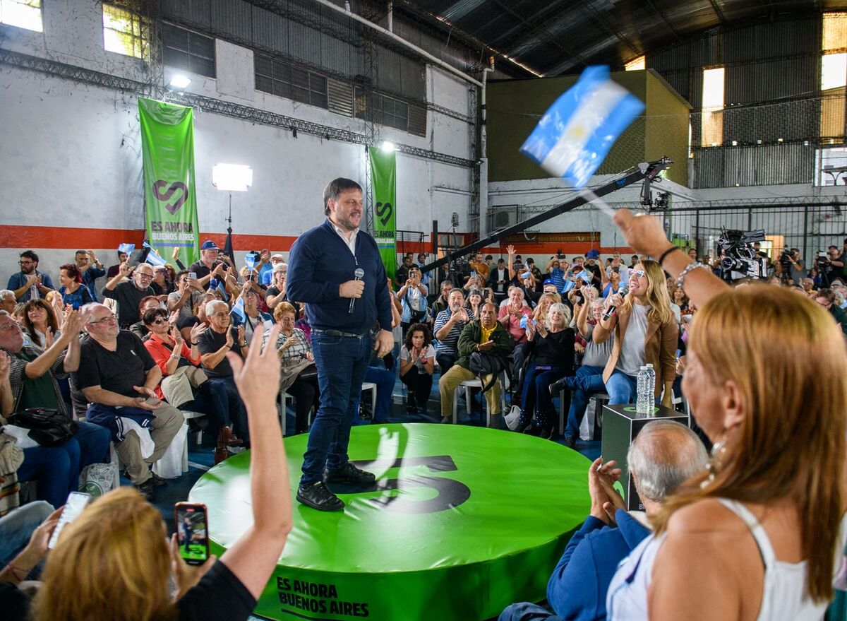 Leandro Santoro lanzó la campaña: “La Argentina y la Ciudad se ponen de pie si se reconstruye el sentido de comunidad y pertenencia colectiva”