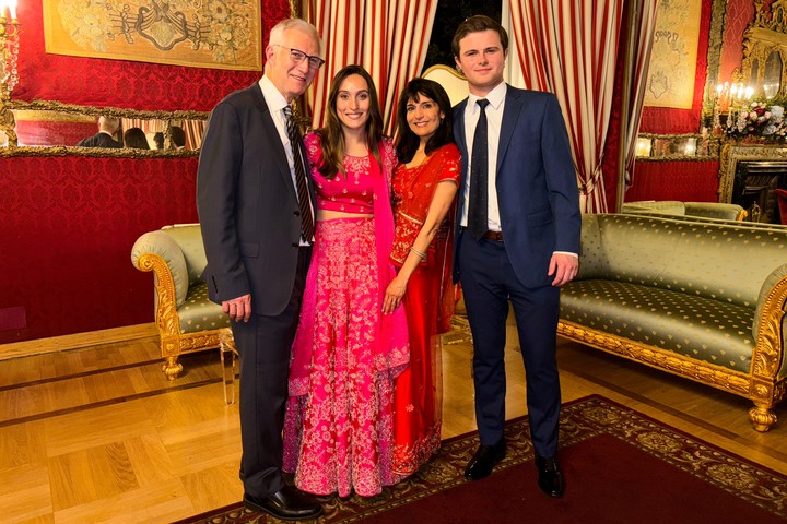Michael Groff, Karenna Groff, Joy Saini y James Santoro, en foto de 2024.