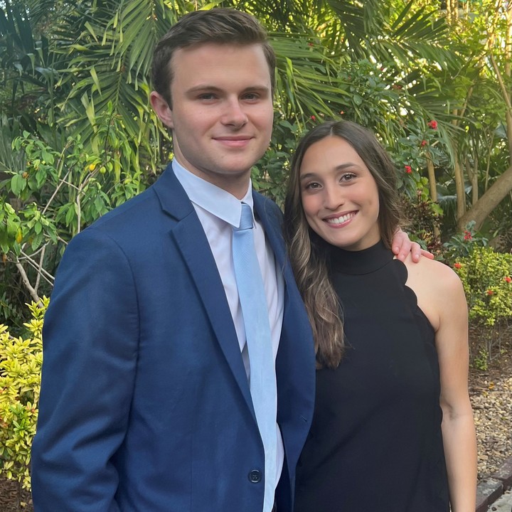 James Santoro y Karenna Groff, en una foto de 2032. Foto: AP