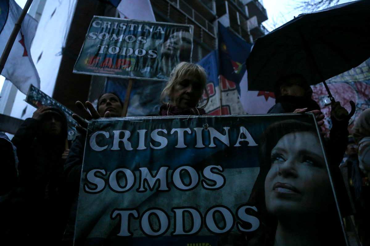 Sigue la intensa agenda en la sede del PJ para motorizar la marcha en apoyo a Cristina