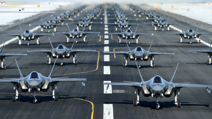 Los aviones de combate F-35A, en una base de Utah, Estados Unidos. Foto: REUTERS 