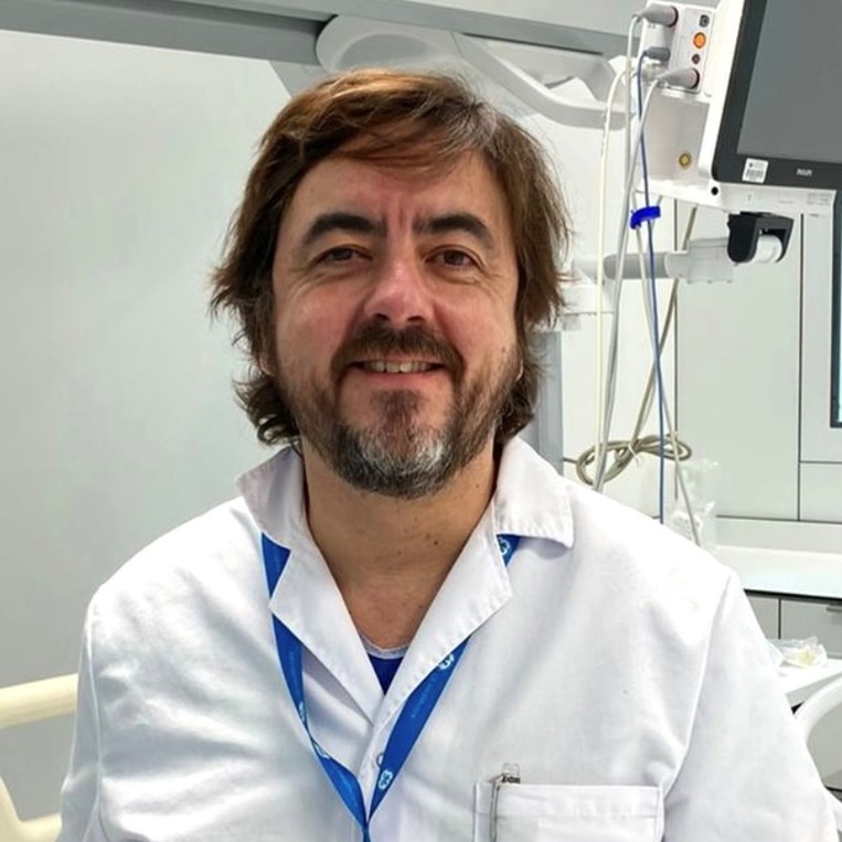 El cirujano Rafael Hernández Estefanía