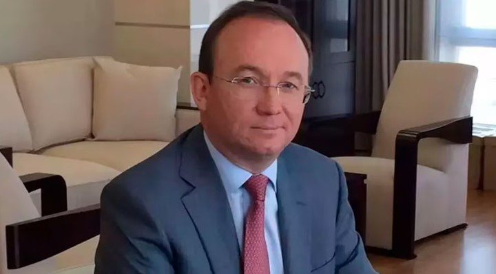 Vitaly Robertus, vicepresidente de Lokoil.