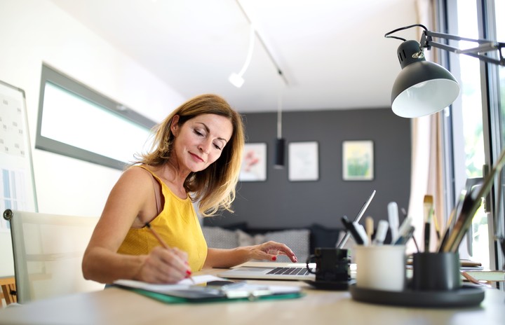 Hay equipos para trabajar o para hacer tareas escolares. Foto Shutterstock
