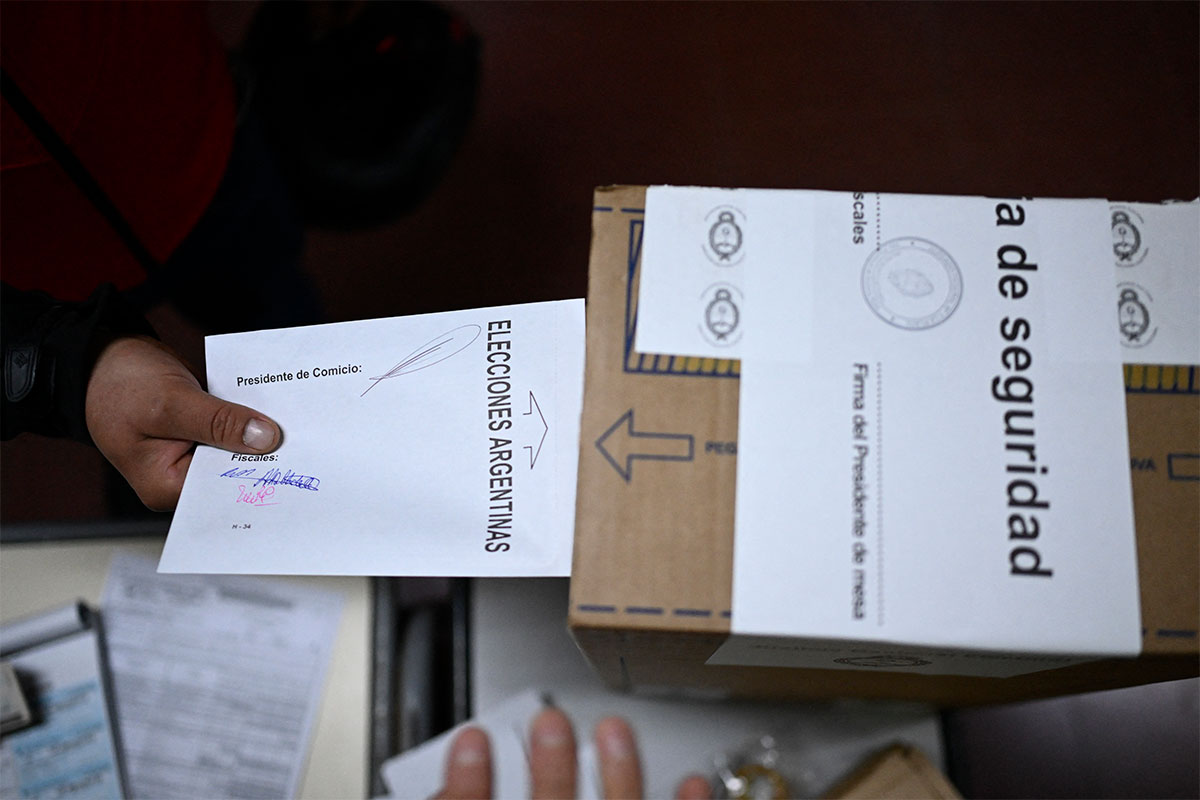 Tenso cierre de listas en Provincia de Buenos Aires con epicentro en Fuerza Patria y La Libertad Avanza