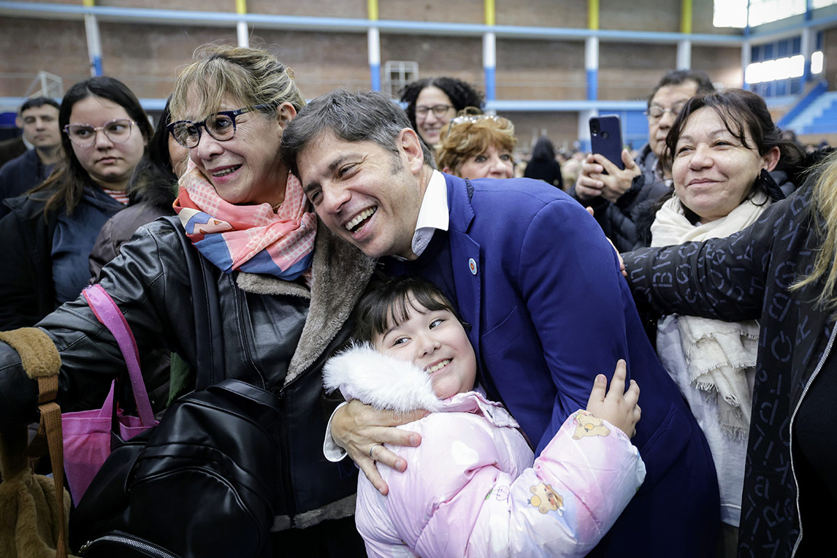 Kicillof y Magario activaron la campaña: “Es hora de parar el ajuste que nos lastima y duele a todos”