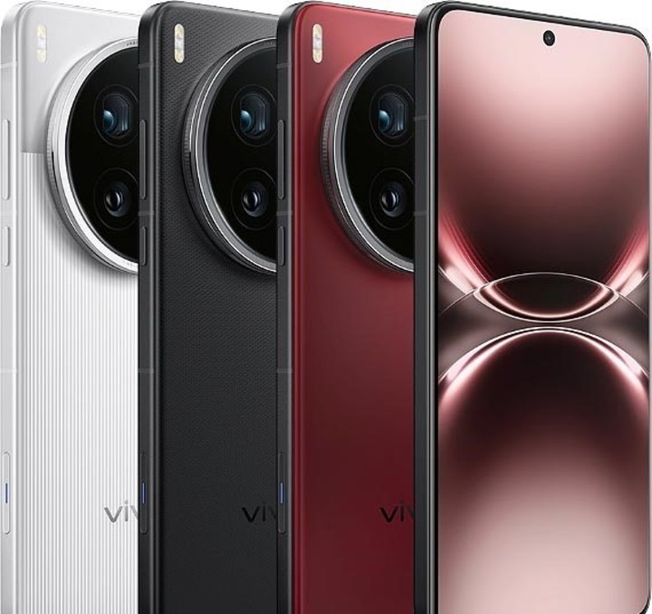Vivo X200 Ultra.