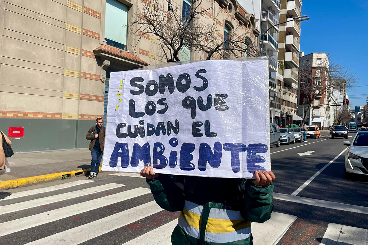 Universitarios se sumaron a la huelga de hambre de cartoneros que acampan contra la persecución de Jorge Macri
