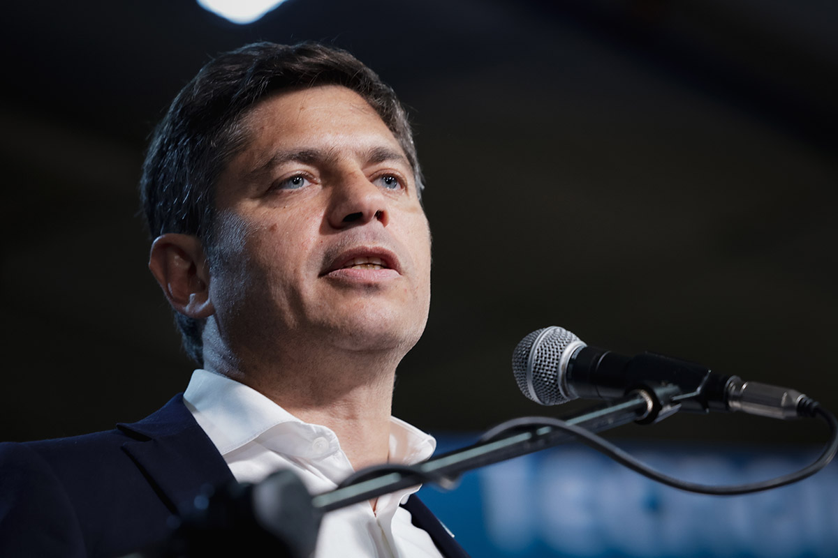Kicillof y Katopodis cerraron la campaña de la Primera Sección: "En esta elección le decimos basta a Milei"