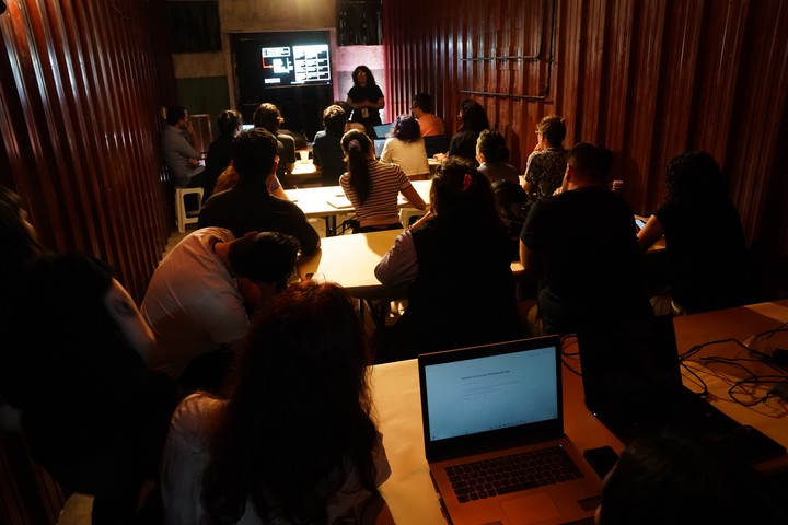 Durante Media Party hay entrenamientos y talleres para medios, entusiastas y estudiantes. Foto: Emmanuel Fernández
