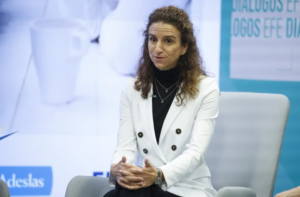 Mujer infradiagnóstico 