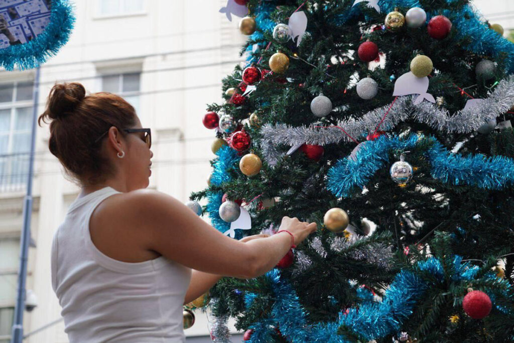 Rezo por vos: oración ecuménica por la salud y la libertad de Cristina en el Otamendi