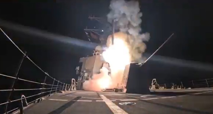 El ataque de Estados Unidos al ISIS en Nigeria: misiles desde el mar y campamentos arrasados. Foto: captura